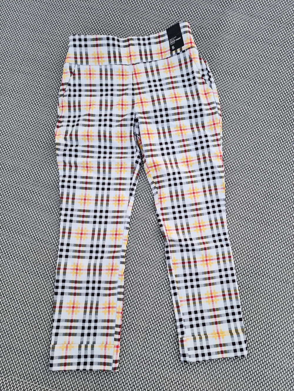NEW YORK & COMPANY PLAID PULL-ON CROP PANT SZ S